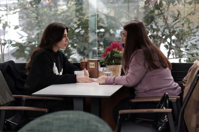 mer ile tartan Gamze'nin bana gelenler sosyal medyada gndem oldu.    "Ah Gamze ah duygularna yenik dtn aldrmadn bebeini"  "Yanl yaptn Gamze"  "Gamze giderek annesine benziyor"  "Gamze'nin bebei ne olursa olsun istemesi ne kadar gzelse mer'in eini kaybetme korkusu da o kadar hakl"  "Bebek derse mer kendini sulayacak"