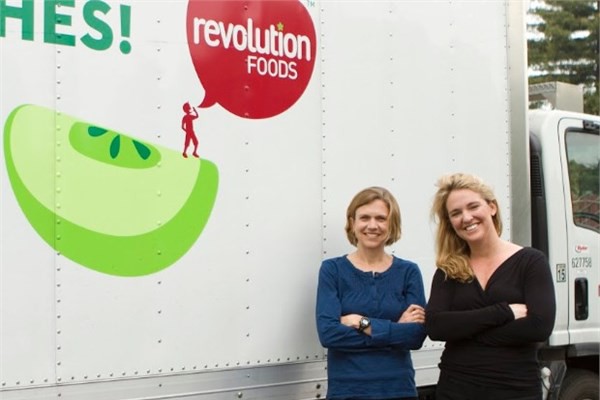 <p><b>38- Kristin Groos Richmond & Kirsten Saenz Tobey</b></p>  Revolution Foods irketinin yneticileri. Srasyla 38 ve 35 yalarndalar.