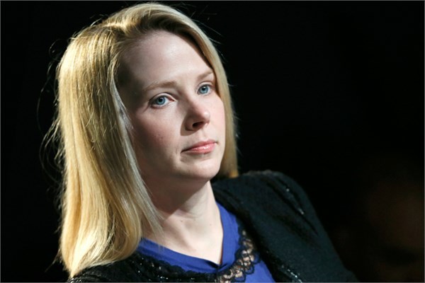 <p><b>01- Marissa Mayer</b></p>  Yahoo CEO'su ve Bakan. 39 yanda.