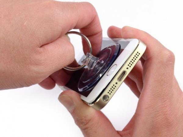 -Arka panelde 8 MP iSight, �n panelde 1.2 MP FaceTime kamera,   <p>-Touch ID parmak izi tarama sens�r�, </p>  -Uzay grisi, alt�n ve g�m�� renk se�enekleri.