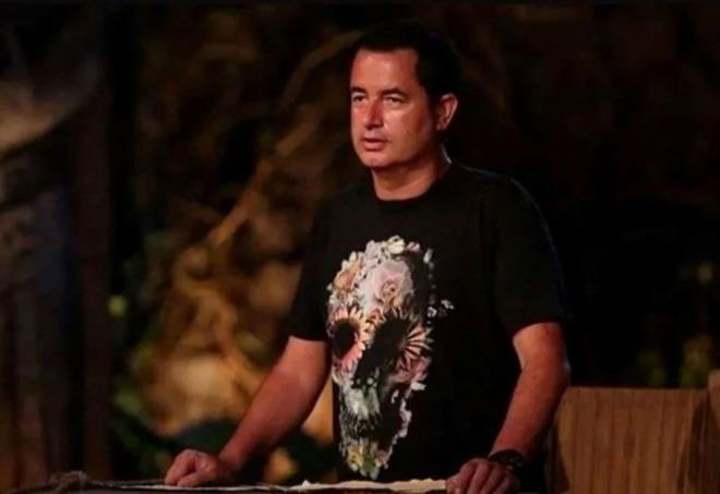 Survivor All Star'n son blmne Acun Ilcal'nn sinirlenip sandalye devirdii anlar damga vurmutu. Daha nce Survivor'n bir sezonluk maliyetini aklayan Acun Ilcal, "Survivor'n bir sezonu 12-13 milyon dolara ml oluyor, bunu yapabilmemiz iin srenin biraz uzun olmas gerekiyor" demiti.