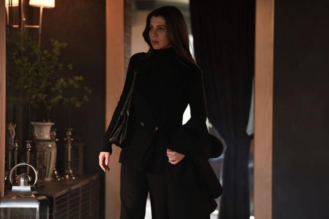 MER'N KAYBETME KORKUSU    Nuran'a saklad sr iin kzan mer ise olanlar kaldramadn ve Gamze'ye destek vermeye gc olup olmadn bilmediini belirtti.    Tuna'nn o baygnken uyandn renen Gamze, onunla konuup hem mer'e hem oluna sarld.