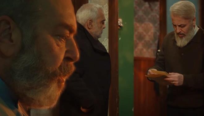 NURETTN KOVULDU    Nurettin'in Vicdan'n evine gitmesine kzan zzet ise onu grevden alp yerine Tahir'i getirdi. zzet'in yanndan kan Nurettin, onu "Dikkatli ol Tahir" diye uyard.