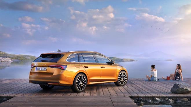 Mild hibrit teknolojisiyle frenleme srasnda geri kazanlan enerji, 48 voltluk bir mar jeneratr kullanlarak bir lityum iyon bataryada depolanyor. ten yanmal motor, elektrik gcyle destekleniyor. Daha az g gerektiinde, 1.5 TSI motorun ACT+ aktif silindir teknolojisiyle iki silindir kapatlarak yakt tketimi daha da dyor.