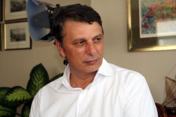 Can Atakl: Ulusal TV'ye yorumcu oldu