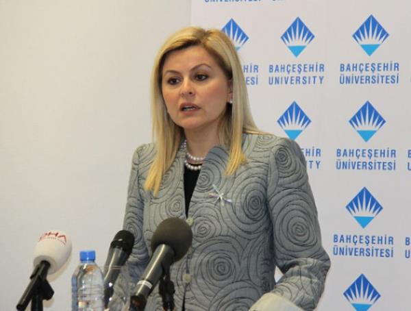 Deniz lke Arboan: Trkiye gazetesi