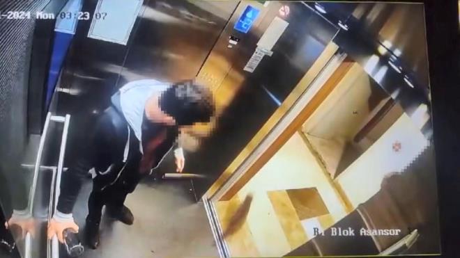 Baakehir?de ylba gecesi kediyi asansrde sktrp tekmeleyerek ldren ve 1 yl 6 ay hapis cezas alan brahim Kelolan'n yargland davada yeni bir gelime yaand.    Sann cezasna ynelik yaplan itiraz Kkekmece 4. Ar Ceza Mahkemesi tarafndan kabul edildi.