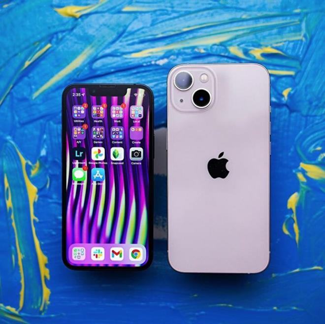 Ek olarak, balant noktalarna svnn kamas durumunda, Apple telefonunuzu hafife vurmann yardmc olabileceini belirtiyor. irket, cihazn 30 dakika boyunca kuru bir alanda bekletilmesinin uygun olacan ve nem oranna bal olarak bu srenin bir gne kadar uzayabileceini ifade ediyor.