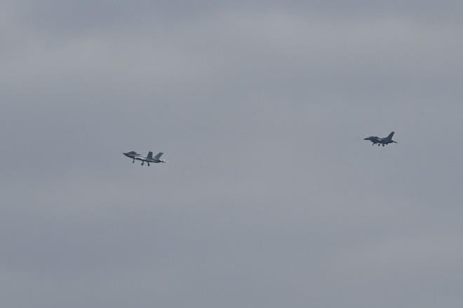 LETM BAKANLII'NDAN AIKLAMA    Cumhurbakanl letiim Bakanl, milli muharip uak KAAN ile Trkiye'nin dnyada 5. nesil uak retebilen 5 lkeden biri olacan bildirdi.