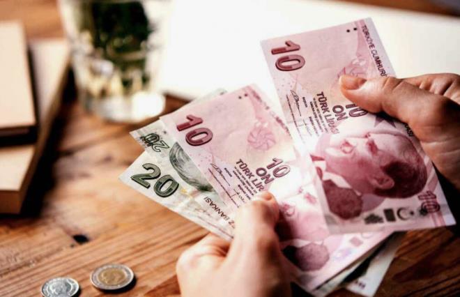 Ancak tazminat ve emekli maan nemli lde etkilemesi beklenen 3600 ek gsterge dzenlemesi iin SGK Uzman zgr Erdursun?dan ok konuulacak bir aklama geldi. zgr Erdursun 2008 ylnda alma hayatna getirilen dzenleme ile her eyin deitiini dile getirdi.