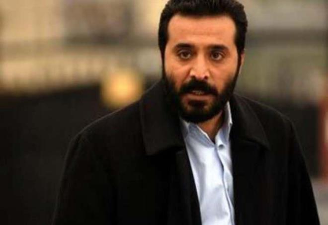 Yapt bir operasyonda Cezayir Trk'n (Oktay Kaynarca) silahlarna el koyarak onlar keye sktran Behet avl, yeralt dnyasnn sayg duyulan ismidir.