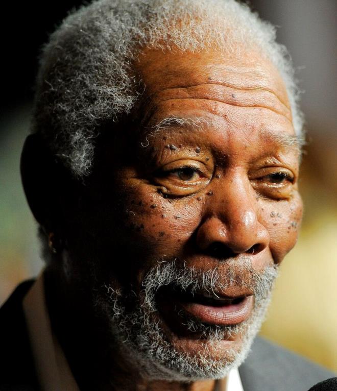 Sesiniz sizin hakknzda ne sylyor? Da m dnksn, ekici misin, zeki misin? - 1    Morgan Freeman'n gibi alak perdeden bir ses da dnkln ve hatta cinsel ekiciliin bir iareti iken, yksek ses gcn bir yansmas olabilir.    te bilime gre sesiniz sizin hakknzda neleri aa kartyor.