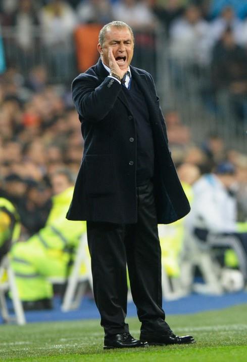 Kim nederse dedin bu ulkede 1 Fatih Terim 2.Mustafa Denizli 3.enol Gune cunude cok seviyorum.Ama Fatih Terime yaplan Tam bir ihanettir.