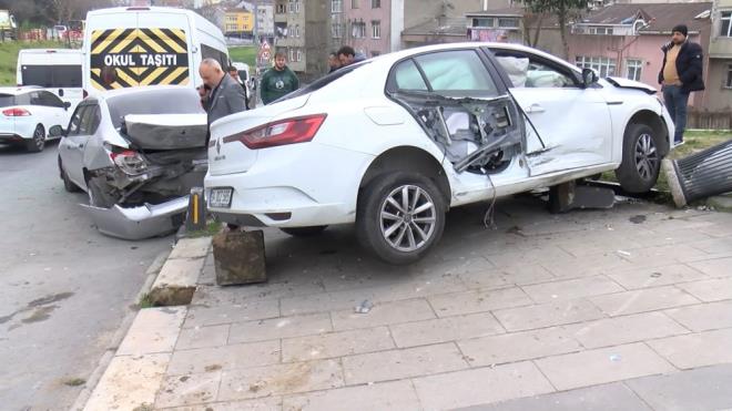Otomobil ise park halindeki 2 araca arparak kaldrmda durabildi. 4 aracn kart zincirleme kazay grenler polis ve salk ekiplerine ihbarda bulundu.  Salk ekipleri tarafndan olay yerinde ilk mdahalesi yaplan kii, ar yaral olarak hastaneye sevk edildi. Hastanede yaplan tm mdahalelere ramen yaral yaamn yitirdi.