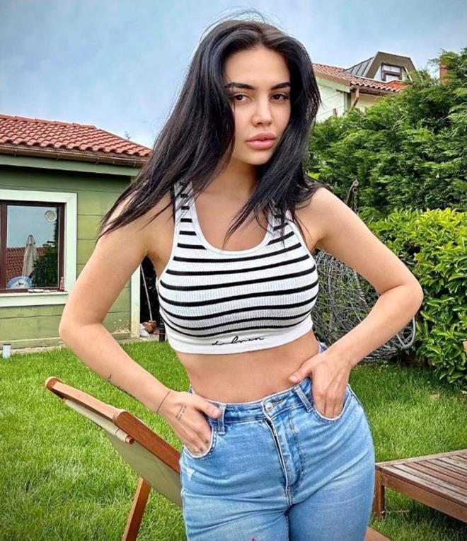 nceki cinayetlerle de balantl olduklar belirlenen phelilerin getiimiz aylarda sosyal medya fenomeni Ece Ronay?n eski ei Mehmet Bilir?e ait iyerini de kurunlayan kiiler olduunu belirledi. Yaplan almalar neticesinde bu sabah phelilere ait adreslere e zamanl operasyon dzenlendi.