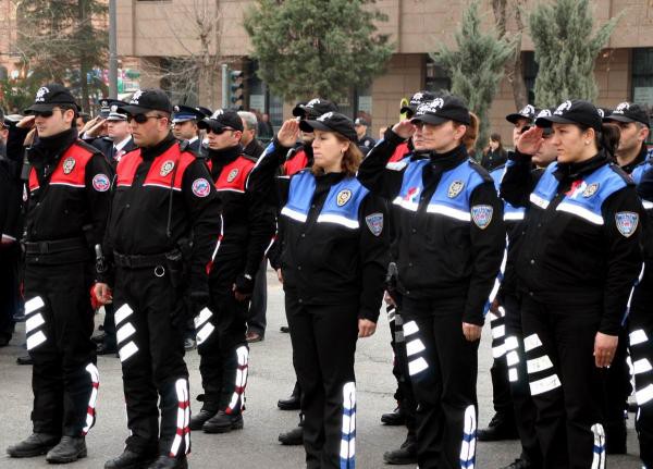 <p>nvan: Polis memuru</p>  Derece:8/1  <p>Temmuz 2013: 2.784</p>  Ocak 2014: 2.909