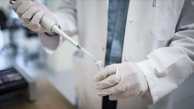 SPNAL MSKLERATROF (SMA)    Erken ocukluk dneminde yaam tehdit edecek derecede ar seyreden bu hastalk omurilikteki n boynuz hcrelerinin kaybedilmesiyle geliiyor.    Hastalk kendisini ileri derecede kas gszl ile gsteriyor. Her 10 bin kiide bir grlen bir hastalk olan SMA'nin bilinen bir tedavisi bulunmuyor.    Bu hastalk son yllarda Trkiye'de de sklkla adndan sz ettiriyor vre genetik kkenleri nedeniyle akraba evlilii yapan iftlerin ocuklarnda sklkla karmza kyor.