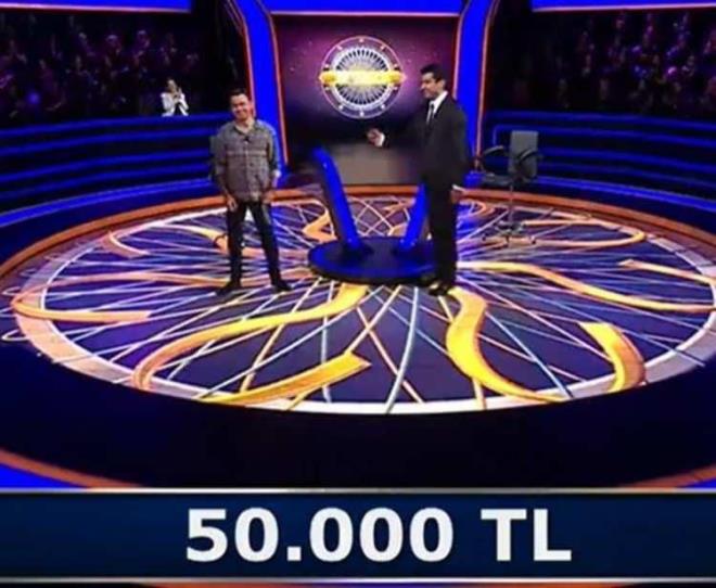 Seyirci kurban olan Hakan Aydoan, "Benim de aklmda yeil, mavi, krmz gibi kalmt. Seyirci de yle syleyince direkt ona yneldim. Salk olsun. Sizinle tanmak ok gzeldi" ifadelerini kulland.