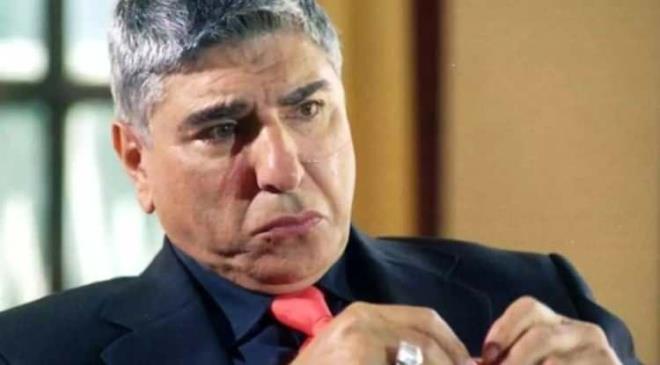 Kurtlar Vadisi?nin sa kolu Kl rolyle tannan Atilla Olga, son grnmyle herkesi artt.