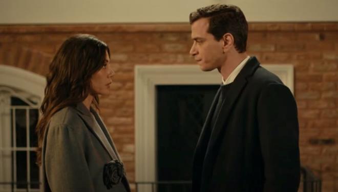 Yeni tantma; Gamze'nin ayrlktan etkilenmiyor gibi grnmesine fkelenen mer'in "Bir sabah seni unutacam" demesi damga vurdu.