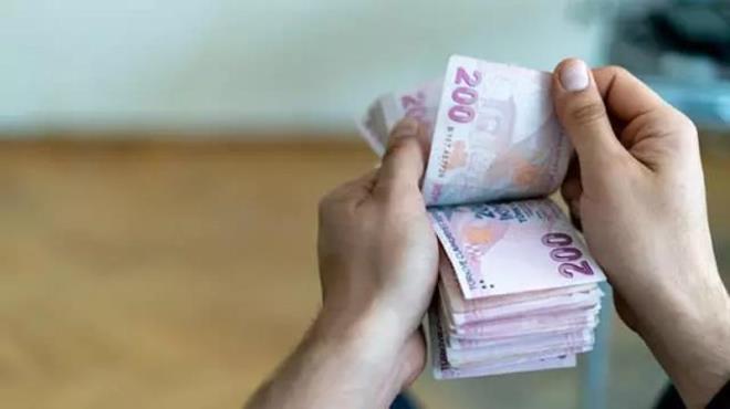 5) FNANS DESTE    <p>  Emeklilere banka hizmetlerinde kolaylk salanmas iin bankalarla protokoller yaplacak. Kamu bankalarnn yan sra zel bankalar da devreye sokulacak. cretsiz banka hizmetleri, dk faiz ve krediye eriimin yan sra promosyonlarn artrlmas konuulan konular arasnda yer alyor.