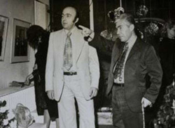 <p><b>CAN AKBEL</b></p> O da TRT kkenli deneyimli habercilerden.