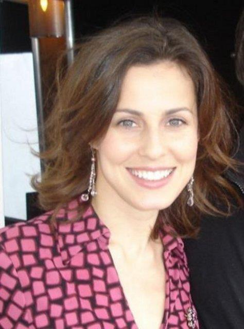 <p><b>MEHTAP ALTUNOK</b></p> O da bir dnemin spikerlerinden... Ama daha ok oyuncu olarak yer etti hafzalarda.