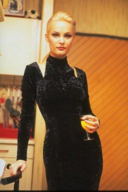 Daha sonra nl haber spikeri Kaan Yakuphan'la evlendi.