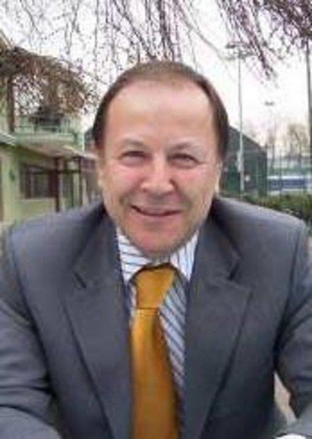 <p><b>TANSU POLATKAN</b></p> Ekranlarn en deneyimli spor spikerlerinden biri Polatkan.