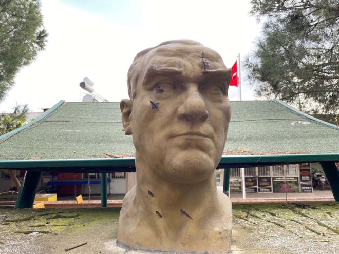 Cumhur ., ifadesinin ardndan serbest brakld.