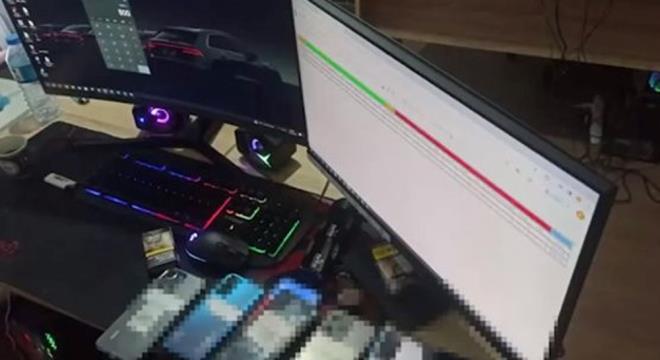 Gzaltna alnan phelilerin ATM?ler zerinden QR kod ve cep telefonu bankacl yntemiyle birden fazla yasa d bahis sitesiyle balantl para transferine araclk ettii tespit edildi.