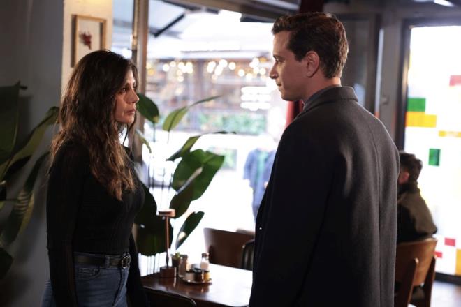 Ceren ile konuan Gamze ise boanmaktan vazgetiini ifade ederken mer geldi. Avukata gitmek iin geldiini belirten mer'e bir ey sylemeyen Gamze, onunla yola koyuldu.