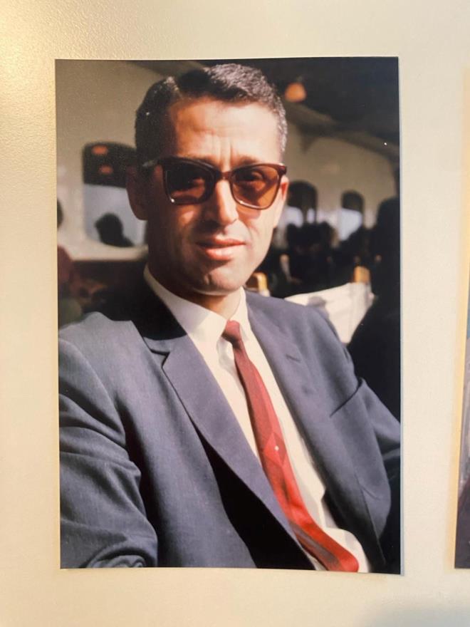 stiklal Sava gazilerinden Mehmet Adil Gngen'in olu Gndz Sait Gngen, 19 yanda TCDD'nin bursluluk snavn kazanarak niversite eitimi iin ABD'ye gitti.    Yksek mimar mhendis olarak Trkiye'ye dnen Gngen, vatani grevini yaptktan sonra bursunu deyebilmek iin TCDD'de ie balad.