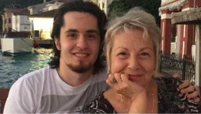 Uur, "Byk cesaret dedim, bravo yani. sterlerse MF olarak da kalabilirler. Bundan sonrasnda ne isim kullanacaklarna karmak haddim deil. Benim tek sylediim uydu; biraz durun!"