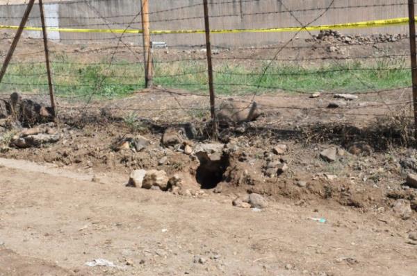 Bingl- Mu karayolunun 12'nci kilometresindeki Kalen Mahallesi'nde bulunan Bingl M Tipi Kapal Ceza nfaz Kurumu'nda yaklak 80 metre tnel kazan 14' hkml 4' tutuklu 18 PKK'l terrist firar etti.