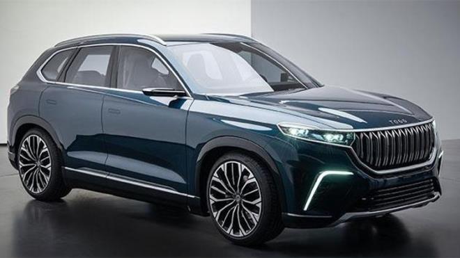 Yerli ve milli olarak retilen elektrikli ara, TOGG gncellendi. TOGG'dan yaplan aklamada "Yz tanma teknolojisinden zenginletirilmi dairesel kumandaya, iklimlendirme planlaycsndan 360 kamerayla zemin grntleme teknolojisine pek ok yenilii kullanclarmzla buluturuyoruz." ifadelerine yer verildi.  <br>  te gncelleme ile gelen yeni zellikler;