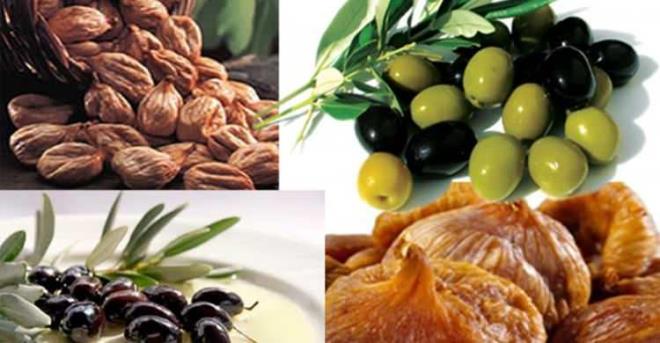 7 ZEYTN 1 NCR DYET NEDR?    Son zamanarn en ok aratrlan ve uygulanan diyeti 7 zeytin 1 incirin; vcudu fazlalklardan arndrd, antioksidan destek salad, dem gibi problemler iin adeta ila etkisi yapt, bedene yk olan yalarn yaklmasn hzlandrd, hcreleri yeniledii ve cilt lekelerine ifa olduu belirtiliyor.