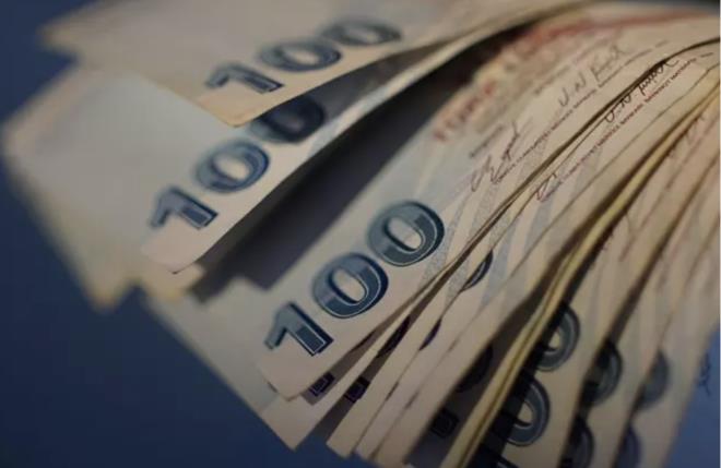 Mart ay enflasyon rakamlar akland. Yzde 3,16?lk aylk enflasyon ile 3 aylk rakamlar yzde 15,06?ya ykseldi. Enflasyon'da beklenen d Mart ay itibaryla gereklemeye balad ama milyonlarca alann asgari crete ara zam talebi devam ediyor. Peki asgari crete ara zam gelecek mi? Sosyal Gvenlik Bauzman sa Karaka merak edilen konuya dair dikkat eken bir deerlendirme yapt.