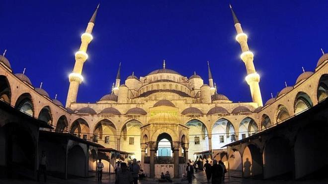 2024 Mevlid Kandili iin tarih aratrmalar balad. Yln son kandili olan Mevlid Kandili'nde yine camiler dolup taacak ve ibadetler yerine getirilecek. Peki, 2024 Mevlid Kandili ne zaman?