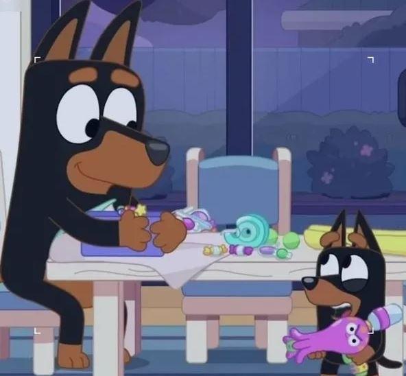 Sezon finalinde yer alan detay, yeni sezonda LGBT mesajnn younlatrlaca eklinde yorumland.