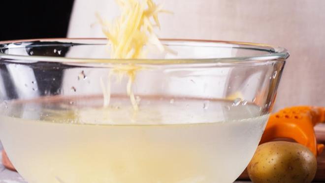 Makarna suyu, makarna sosu hazrlanrken kullanlabiliyor.