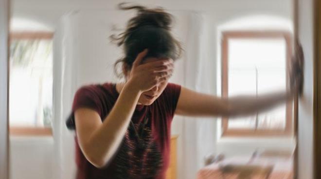 Vitamin eksiklikleri genel olarak ba����kl�k sisteminin zay�flamas�na sebep olur. O nedenle enfeksiyonlara kar�� diren� azalabilir, hastal�klara yakalanma oran� gittik�e artar. Ancak A vitamini eksikli�i ve belirtilerinden kurtulmak i�in t�ketebilece�iniz do�al A vitamini deposu besinler mevcut. ��te baz�lar�.