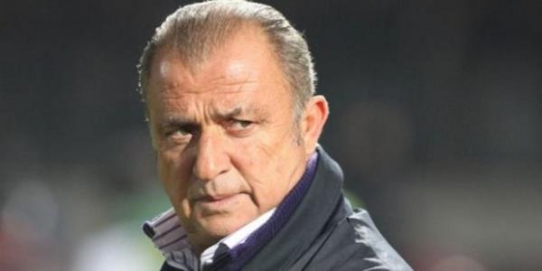 Fatih Terim'e 'altmda alan eleman' diyen nal Aysal unutmasn ki o da Galatasaray taraftarnn altnda alan bir ELEMANDIR.