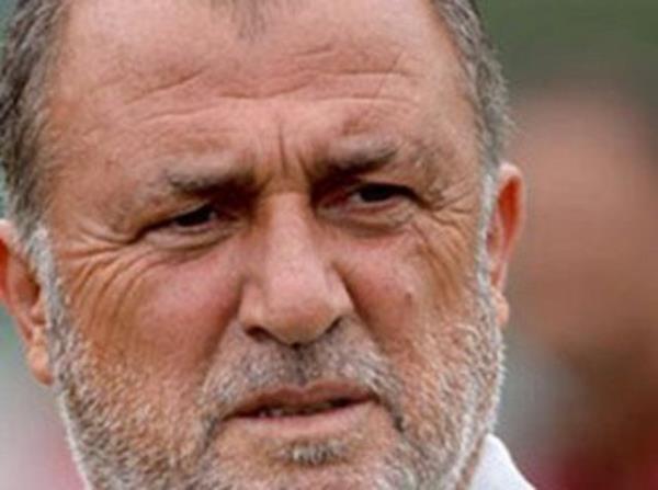 Geen gn de syledim. Beikta'n Fernandes'i bekledii kadar Galatasaray Fatih Terim'i bekle(ye)medi. Benim iin olayn zeti budur.