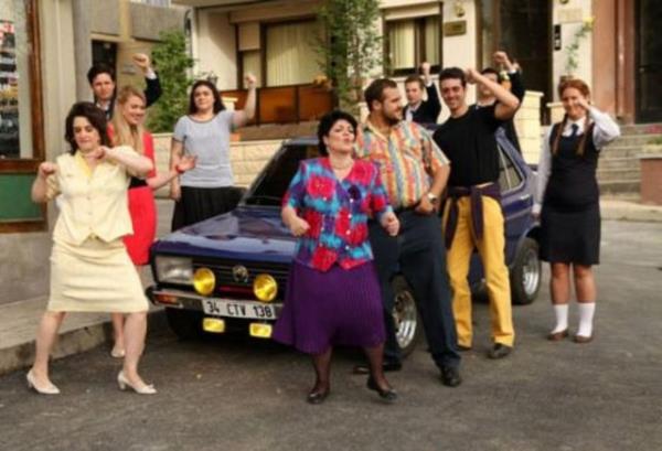 Doksanlar yeni sezonun iddial dizilerinden.