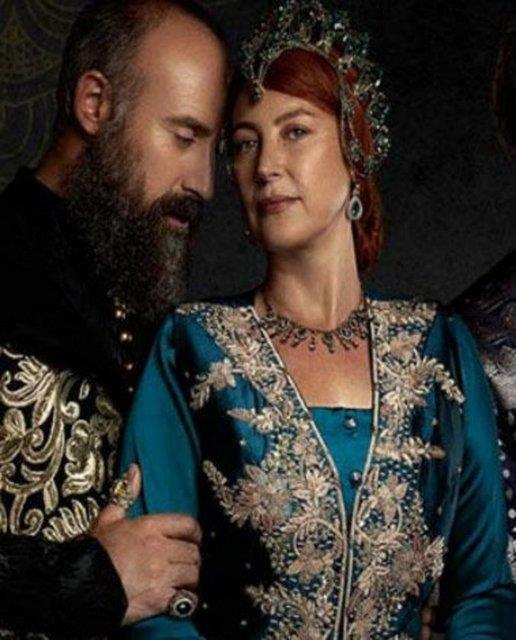 Muhteem Yzyl Dizi, 3,5 milyon TL'lik hazrlk btesi ile adndan sz ettiren dizi 2 bin 100 metrekarelik bir platoda ekiliyor.