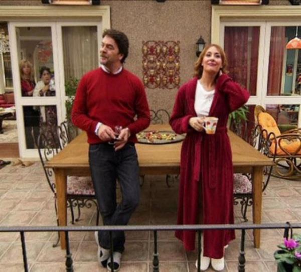 Yalan Dnya Bu dizi iin de zel plato kuruldu.