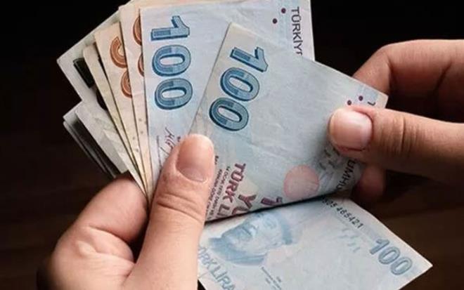 Milyonlarca emekli Temmuz aynda yaplacak zamm bekliyor. 16 milyonun geliri artacak. En dk emekli maa iin de en gl 2 forml belli oldu. te tm detaylar...