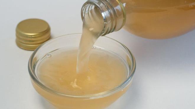 Ayn ekilde piirdiiniz patatesin iine sirke eklediinizde glisemik indeksini %43 drm olursunuz. Beyaz ekmek tketirken sirke eklediinizde, kan ekeri ve inslinde nemli bir d yaratabilirsiniz. Sirke, kan ekeri sorunu yaayan kiiler iin doal ila olacak nitelikte bir besindir.