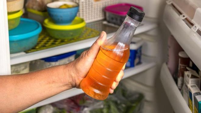 Dr. Eric Berg bu sayede kan ekerinin dzenli devam edeceini belirtiyor. Ayrca afak fenomeni etkisinden de kurtaracaktr. Ayn ekilde, yemekten nce elma sirkesi imeniz de faydal olacaktr. Kan ekerindeki artlar nlemek iin beslenmenize ya ve lif ieren besinler eklemeyi unutmayn.